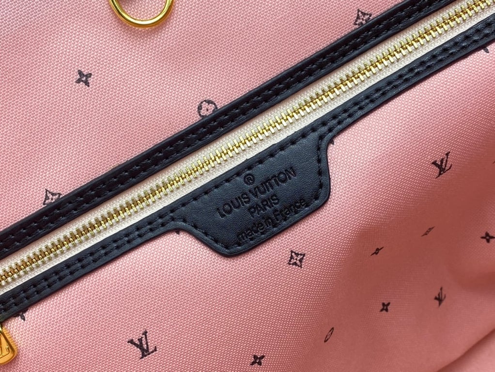 LOUIS VUITTON NEVERFULL MM 31CM M46137