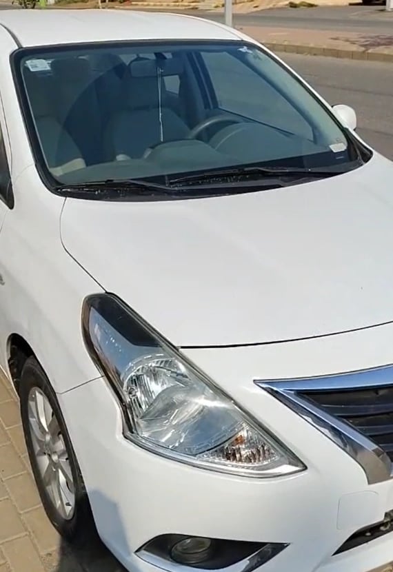 عميل نيسان
