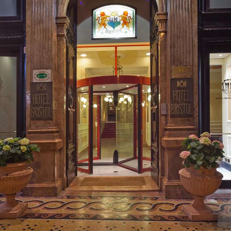 Hotel Bristol Palace