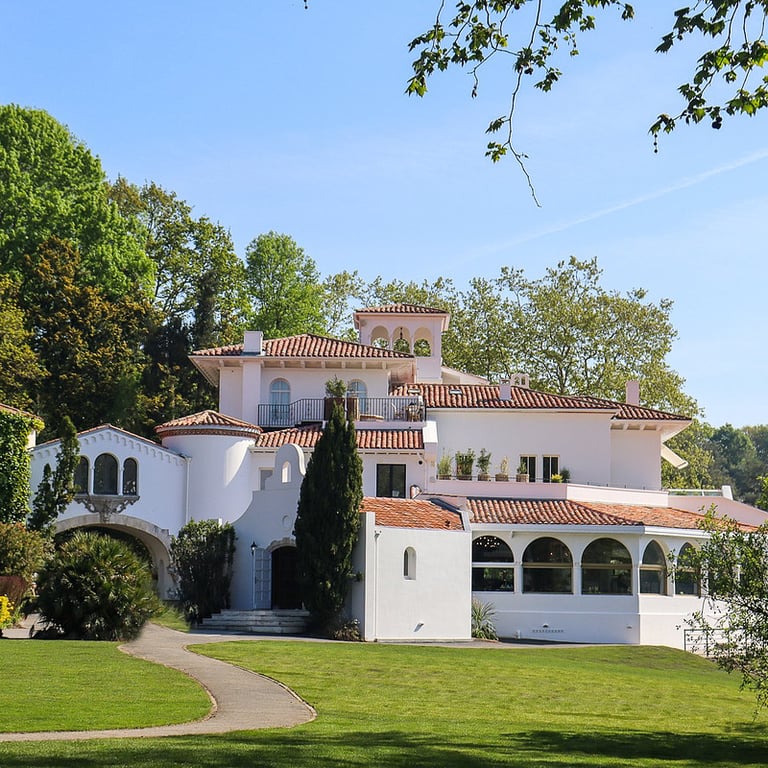 Brindos Lac & Château