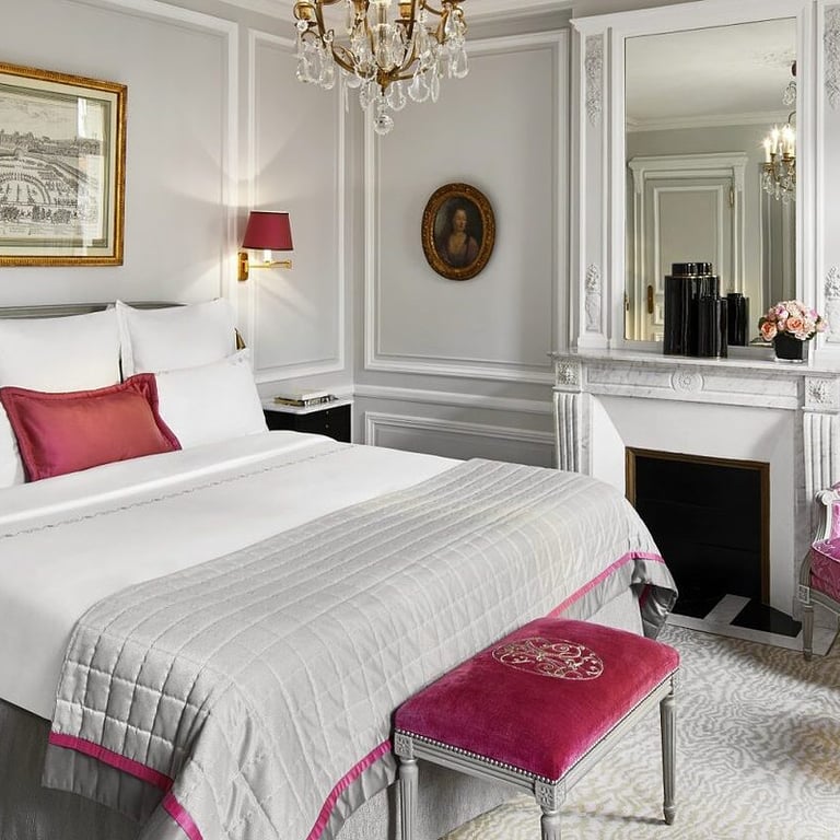Hotel Plaza Athénée