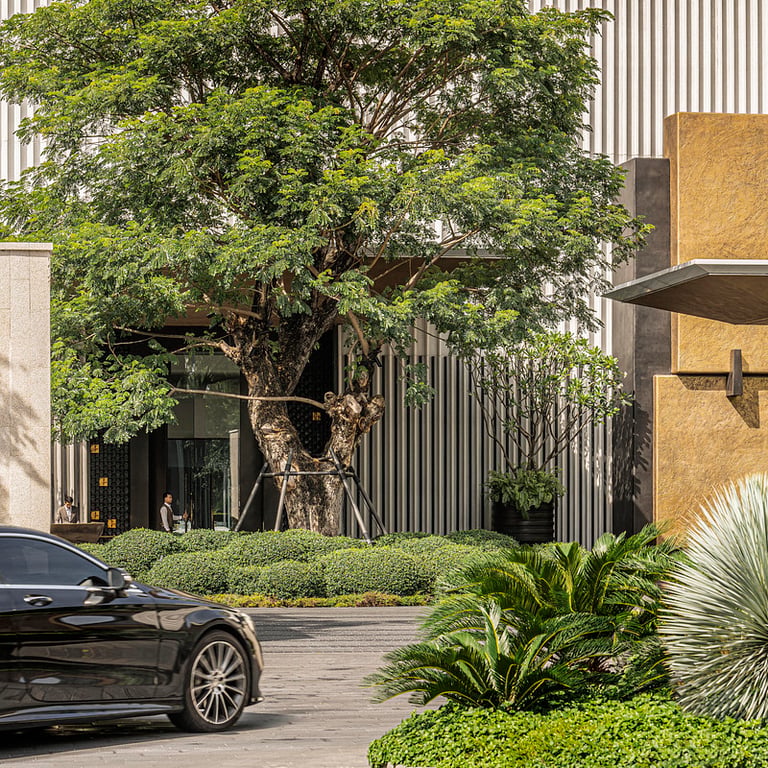 Four Seasons Hotel Bangkok