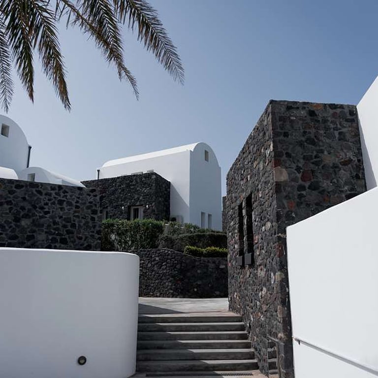 Santo Pure Oia Suites & Villas