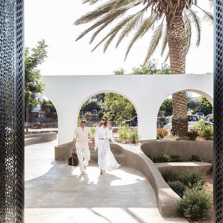 Minos Beach Art Hotel