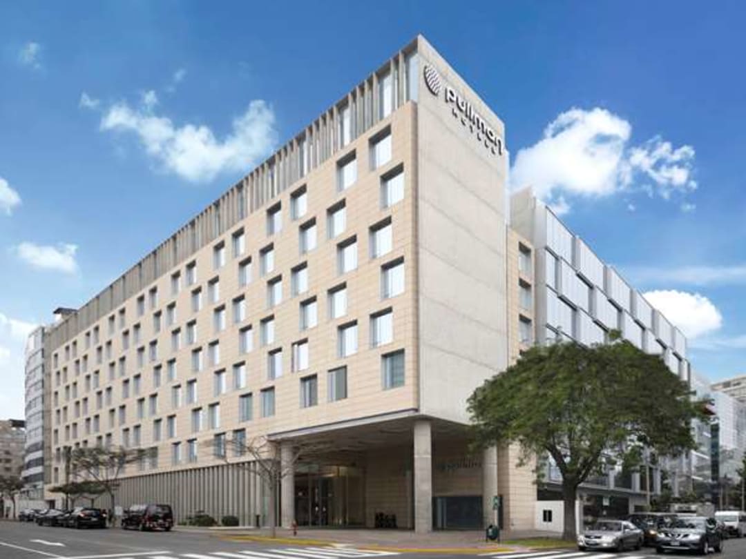 Pullman Lima – San Isidro