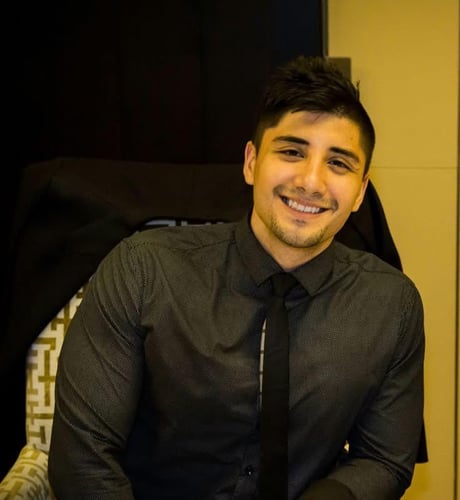 Dr. Jonathan Burbano