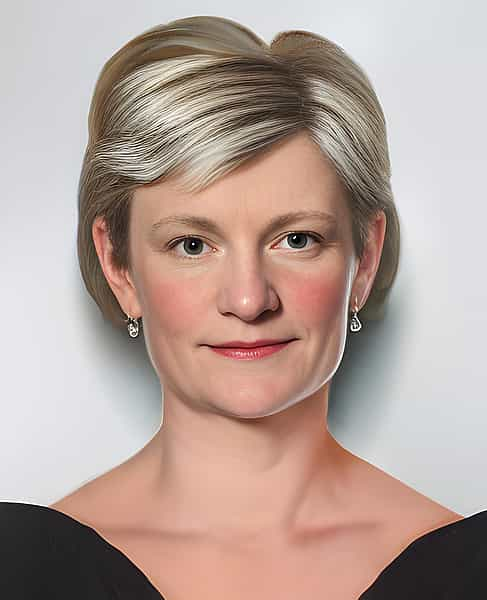 Martha Plimpton