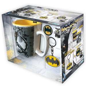 Gift Box: DC Comics - Batman Mug, Keychain and Badges kansikuva