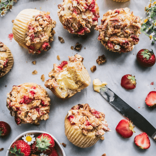 Vegan Strawberry Streusel Muffins
