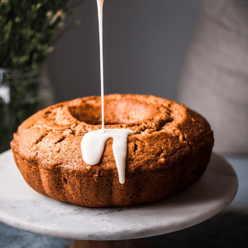 Vegan Apple Cinnamon Bundt Cake