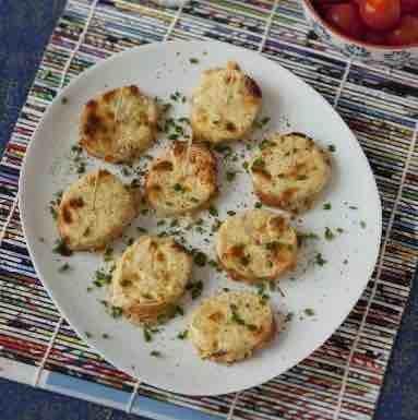 Tartine Grillée à la Moutarde et au Gruyère