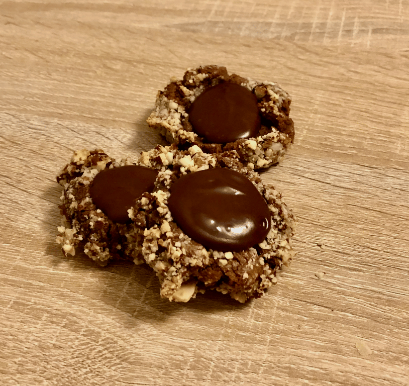 Gâteaux aux Amandes et Coeur de Chocolat au Lait