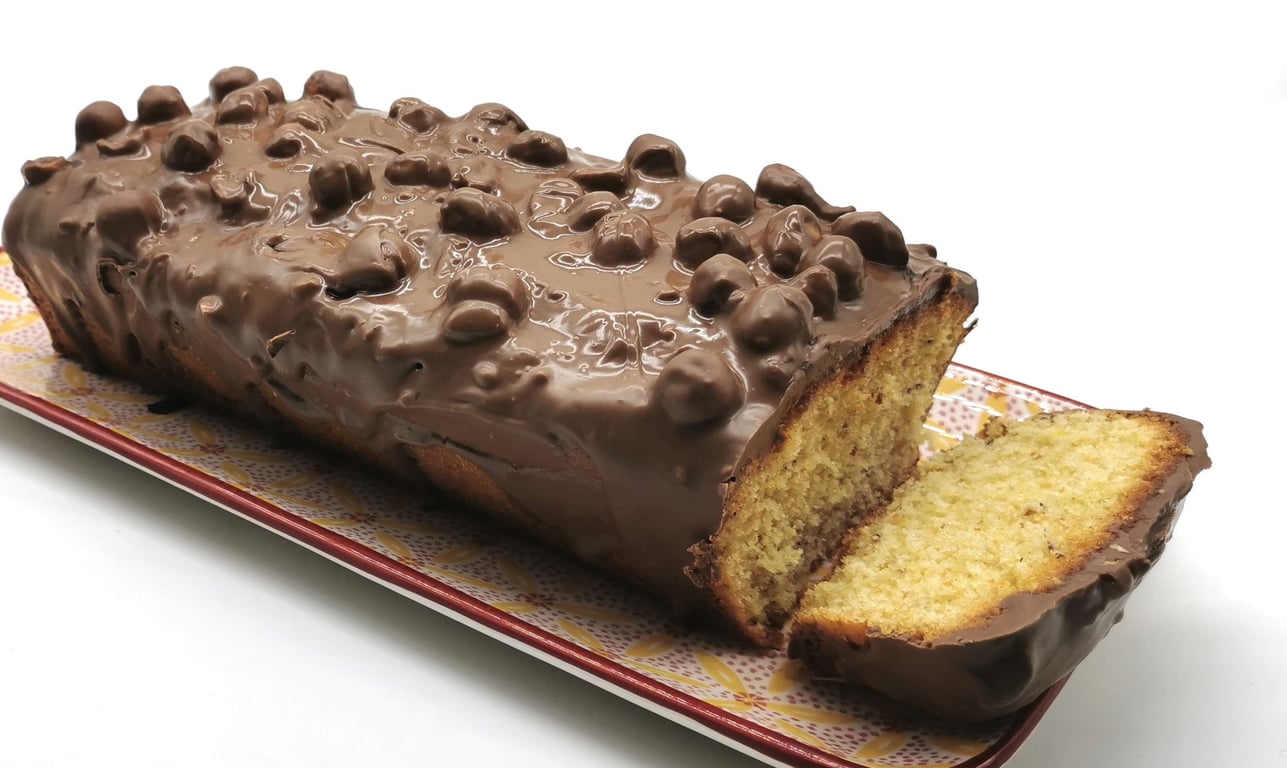 Cake aux Noisettes et Chocolat