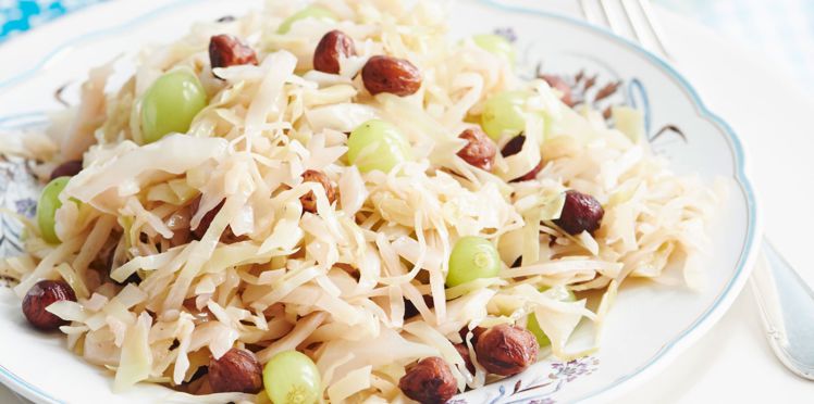 Salade de Chou Blanc au Gouda, aux Raisins et aux Noix