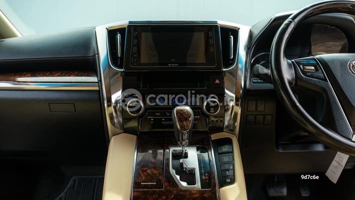 Toyota Alphard 2019