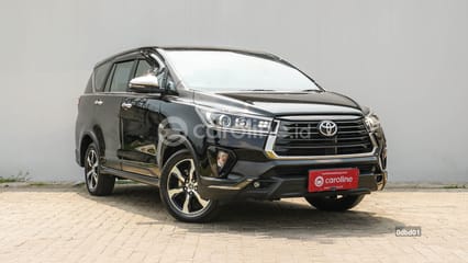 Toyota Innova VENTURER 2.0 2021