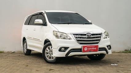 Toyota Innova G LUX 2.0 2014
