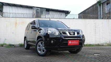 Nissan X-trail 2.0 2012