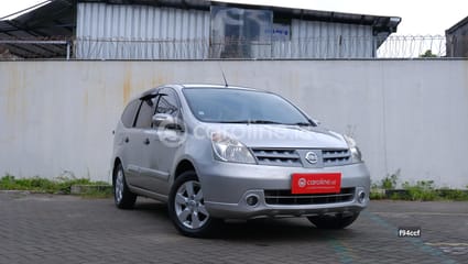 Nissan Grand livina SV 1.5 2010