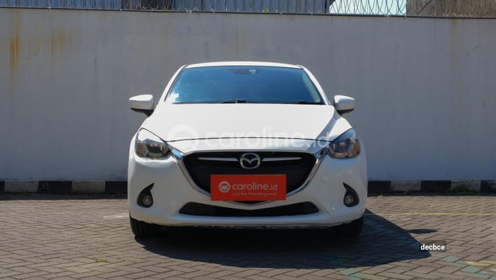 Mazda Mazda2 2015