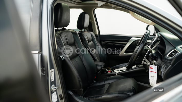 Mitsubishi Pajero Sport 2020