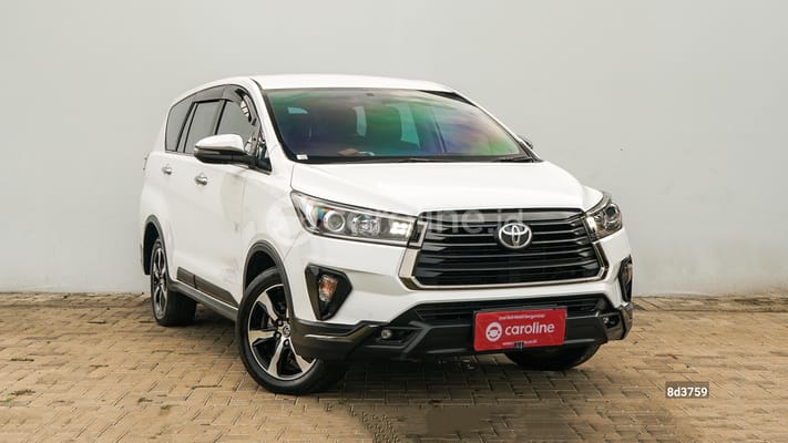 Toyota Innova 2021