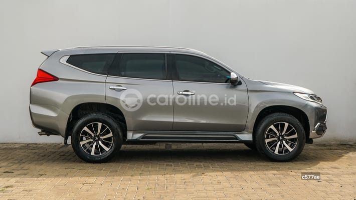 Mitsubishi Pajero Sport 2020