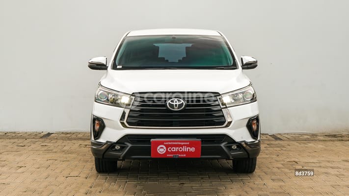 Toyota Innova 2021