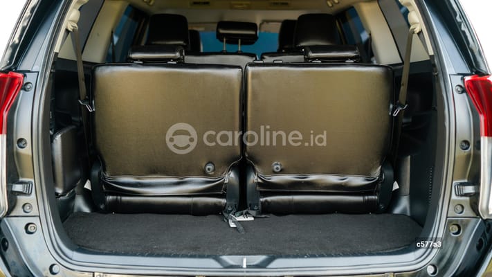 Toyota Innova 2021