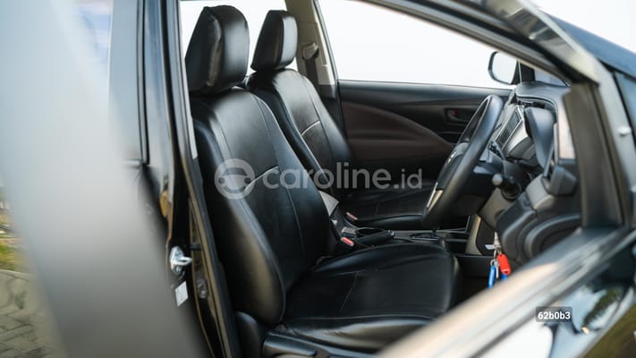 Toyota Innova 2021