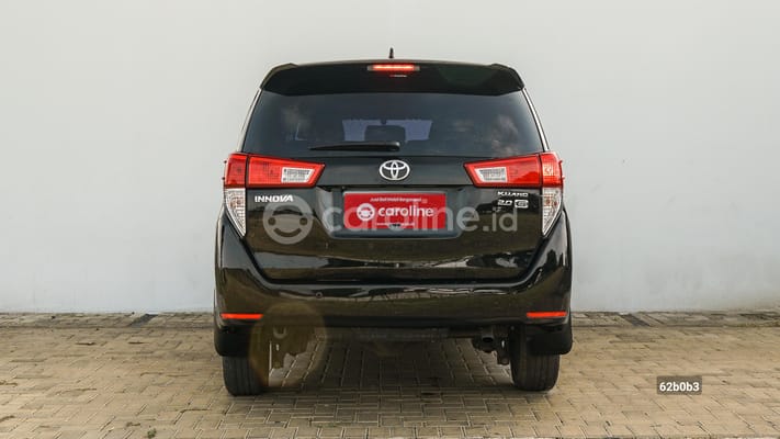 Toyota Innova 2021