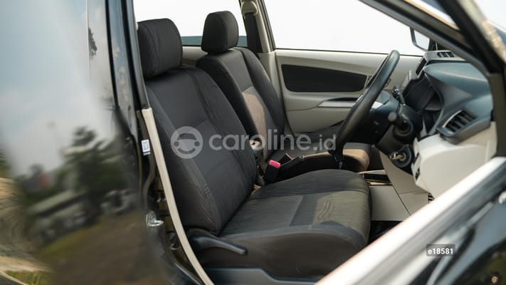 Daihatsu Xenia 2021