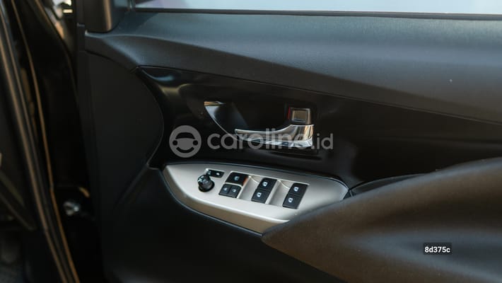 Toyota Innova 2021