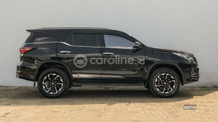 Toyota Fortuner 2.4 2022