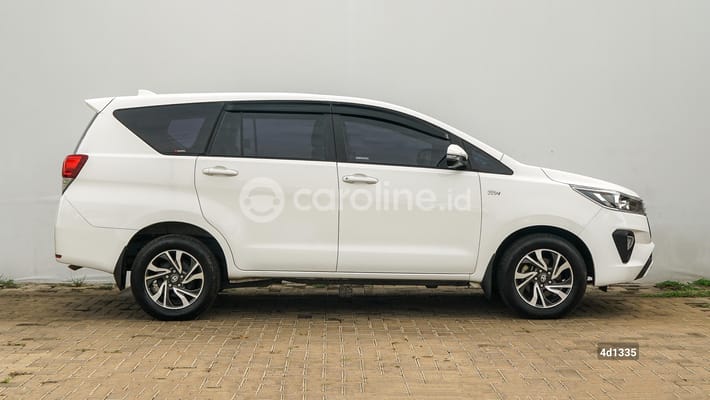 Toyota Innova 2022