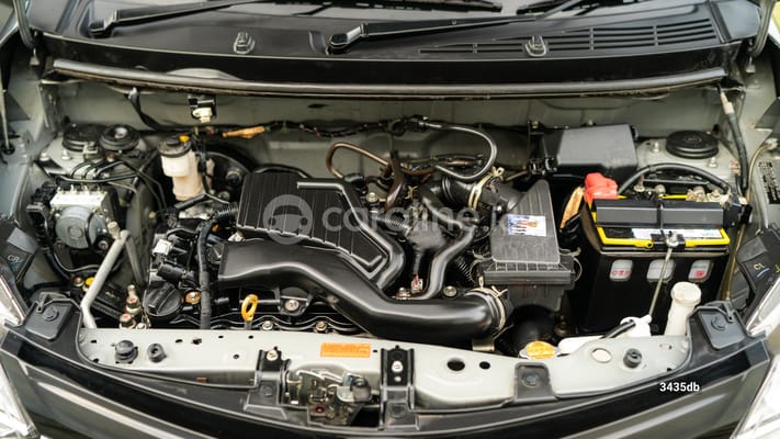 Daihatsu Sigra 2024