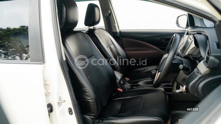 Toyota Innova 2022