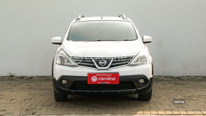 Nissan Grand Livina 2015