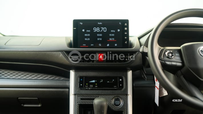 Daihatsu Xenia 2022