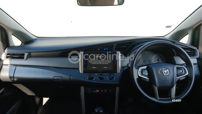 Toyota Innova 2022