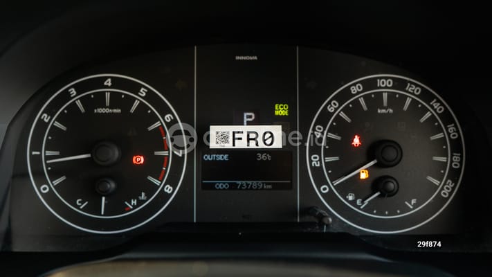 Toyota Innova 2021