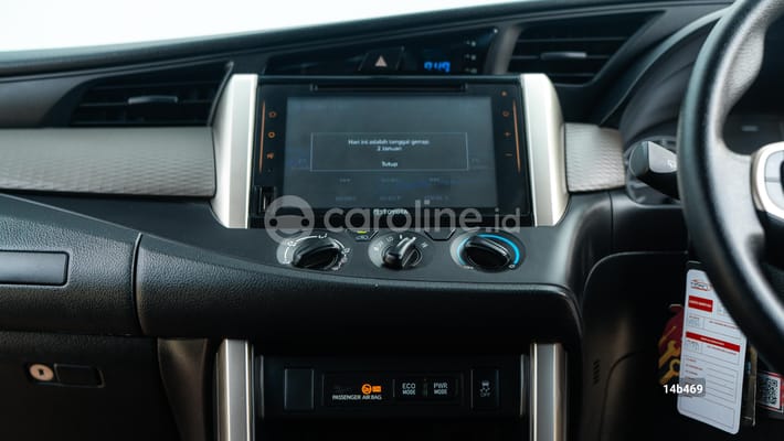 Toyota Innova 2021