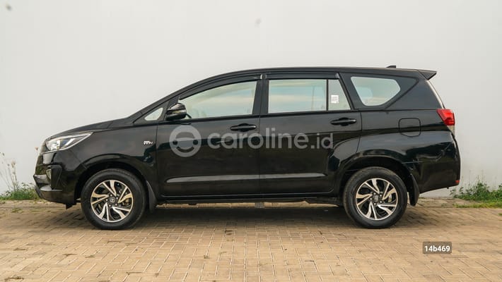 Toyota Innova 2021