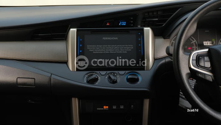 Toyota Innova 2021