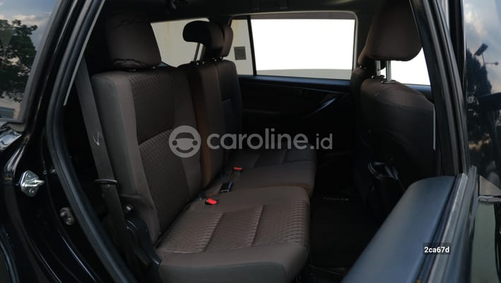 Toyota Innova 2021