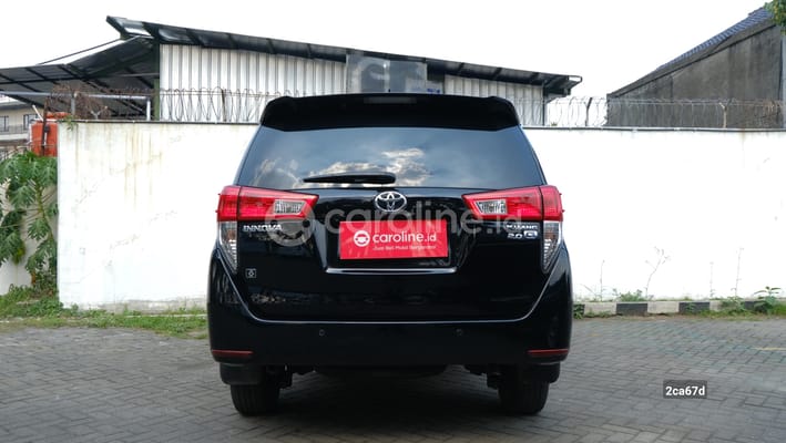 Toyota Innova 2021
