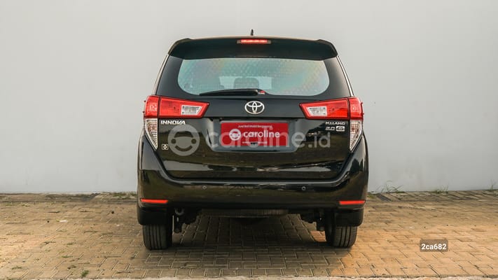 Toyota Innova 2021