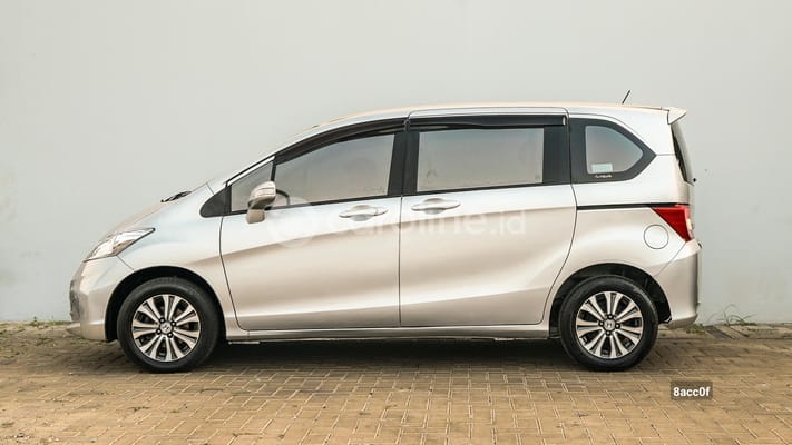 Honda Freed 2013