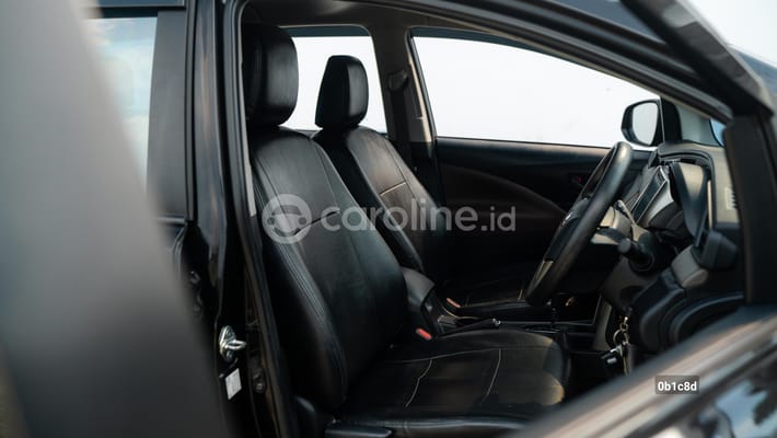 Toyota Innova 2021