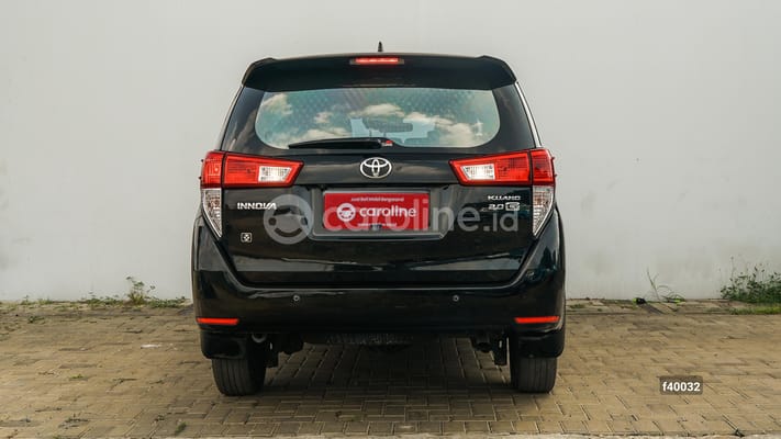 Toyota Innova 2021